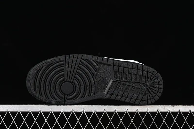 All categories Air Jordan Jordan series basketball shoes Air Jordan 1 Low Air Jordan 1 Low "Method of Make" AJ1 Joe 1 metallic gray low-top cultural and leisure sports sneakers HM3689-001